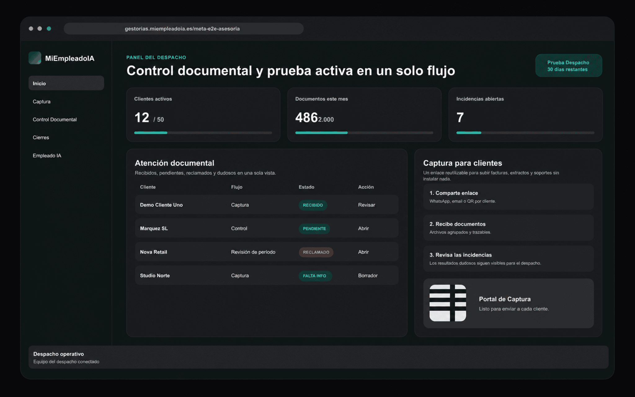 El panel de MiEmpleadoIA con la revisión documental priorizada y la captura de documentos de clientes