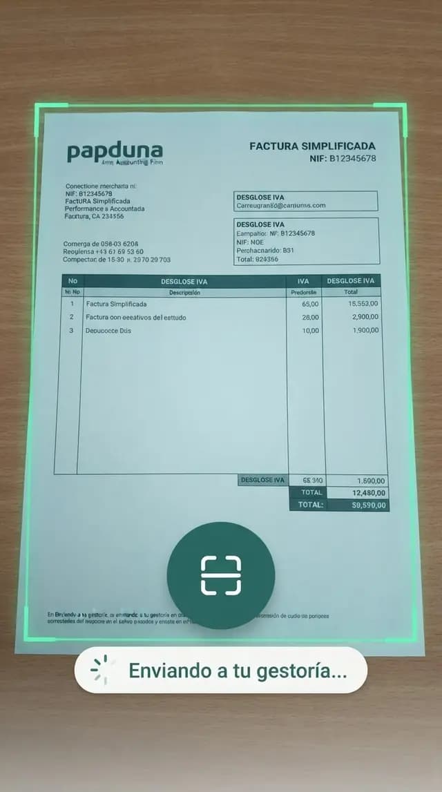 Pantalla de Captura enviando una foto de una factura a la gestoría.